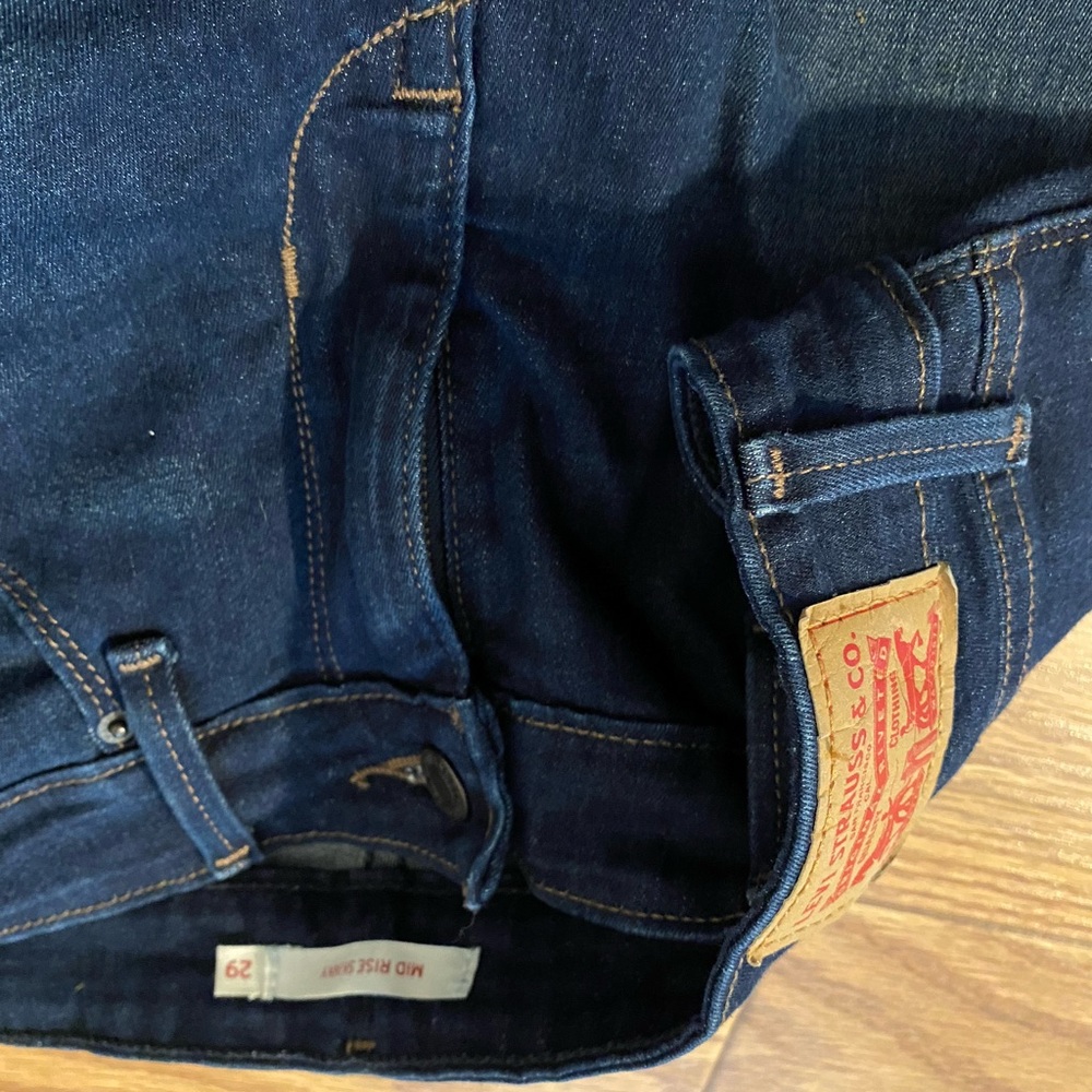 Levi’s Cropped Mid-Rise Skinny Sz 29 jeans - Picture 5 of 6